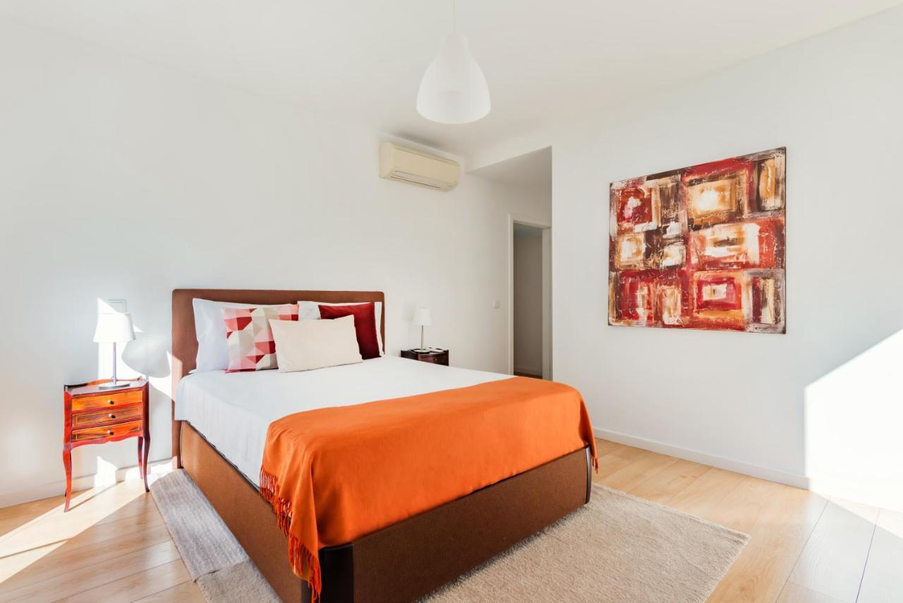 Ferienwohnung Oeiras Elegant Retreat With Pool Exterior foto